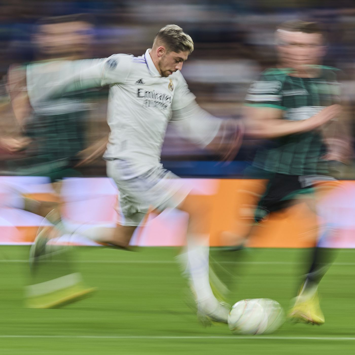 Federico Valverde - Hành Trình Vươn Lên Của Tiền Vệ Uruguay Từ Tài Năng Trẻ Đến Ngôi Sao Lớn