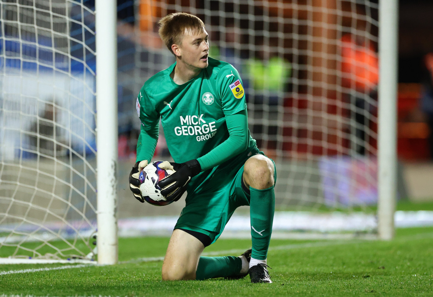 Lucas Bergstrom - Thủ Môn Trẻ Triển Vọng Của Borussia Dortmund và ĐT Thụy Điển
