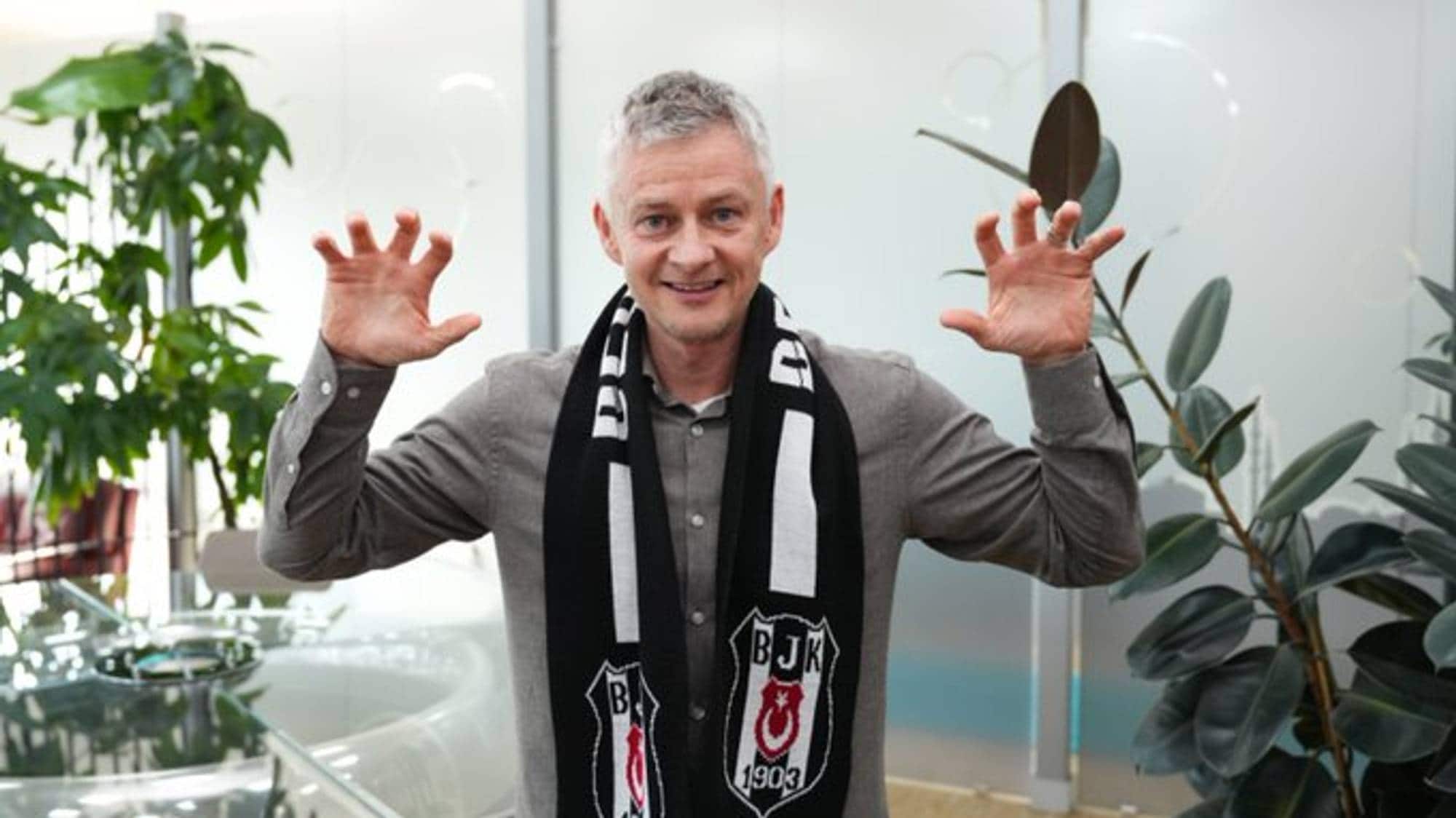Ole Gunnar Solskjær Người Ghi Bàn  Lặng Lẽ - Hành Trình Từ Cầu Thủ Đến Huấn Luyện Viên