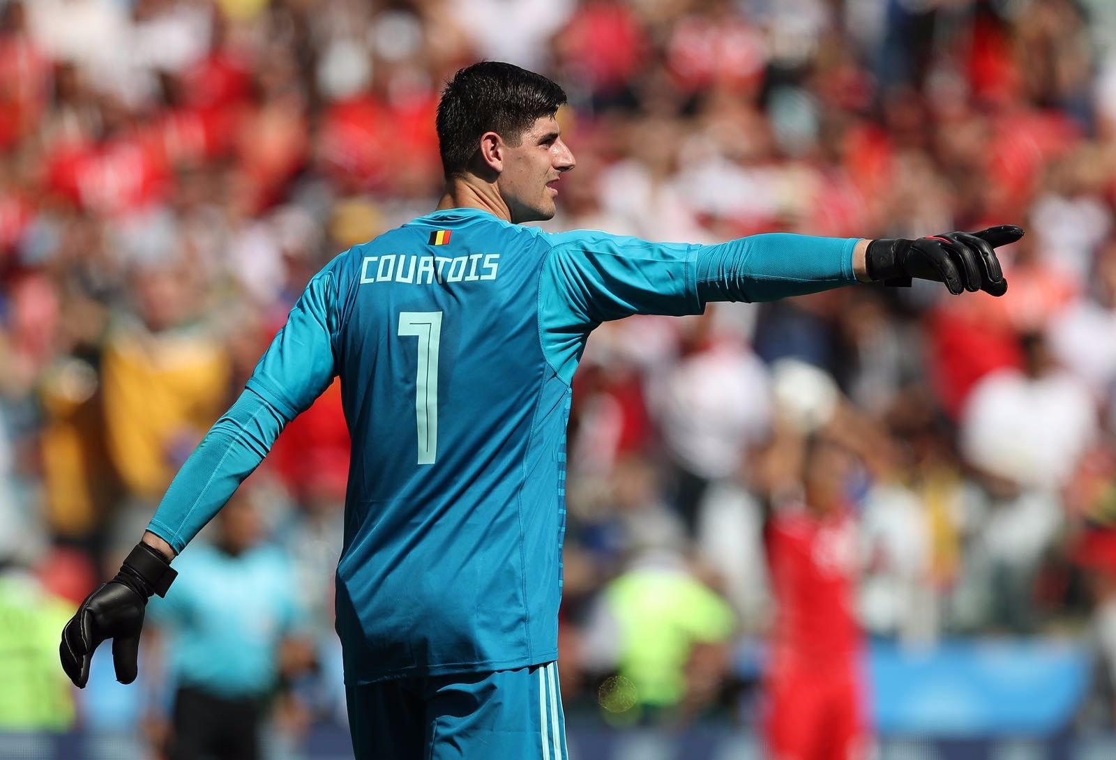 Thibaut Courtois Người Gác Đền Của Những Danh Hiệu - Hành Trình Từ Niềm Đam Mê Đến Vinh Quang Thibaut Courtois Người Gác Đền Của Những Danh Hiệu - Hành Trình Từ Niềm Đam Mê Đến Vinh Quang