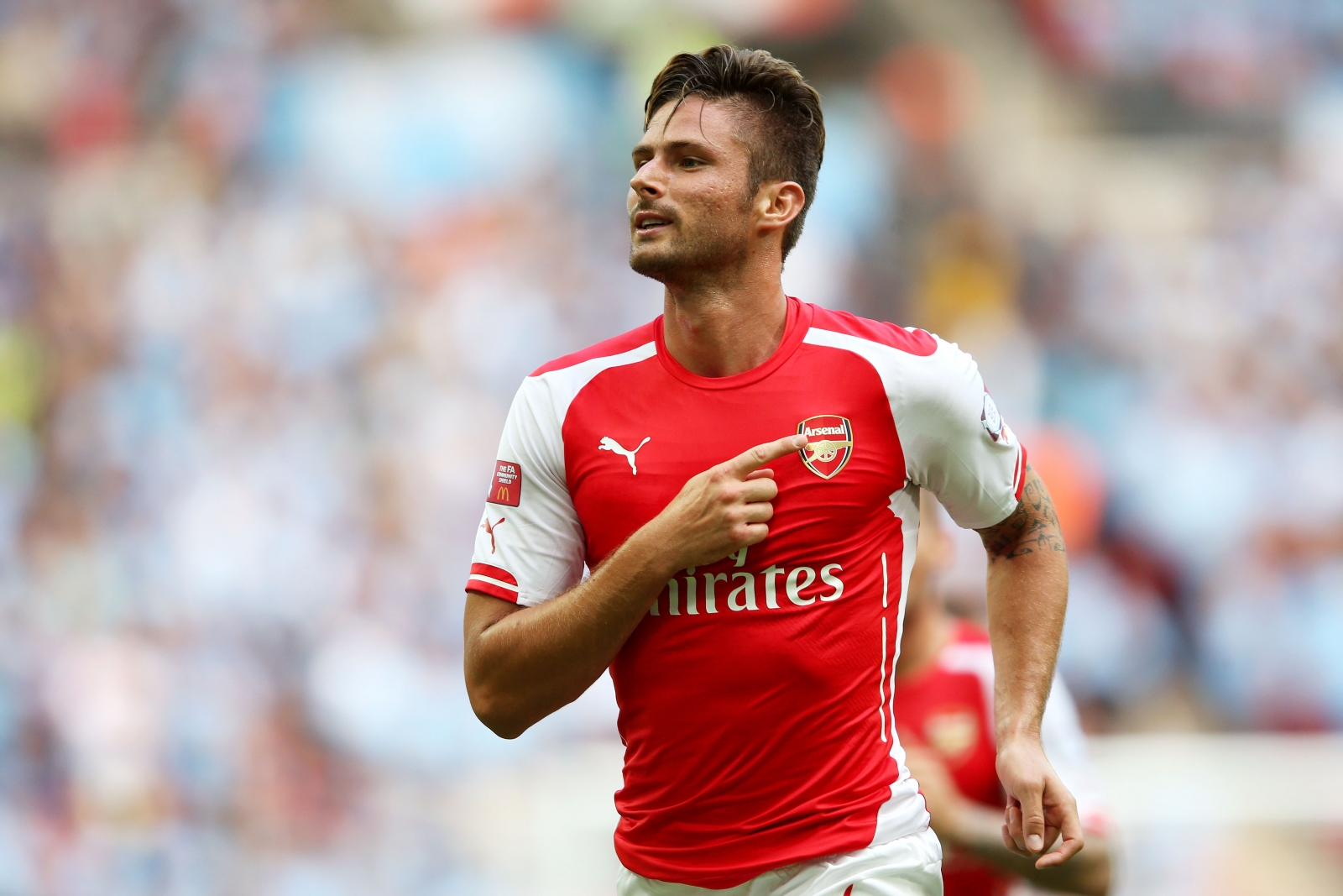 Olivier Giroud Sự Lão Luyện Không Bao Giờ Cũ - Hành Trình Tìm Kiếm Đỉnh Cao Trong Bóng Đá
